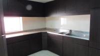 TC-PI108 - CLOSED_KITCHEN.JPG