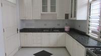 TC-KM106 - CLOSED_KITCHEN.JPG