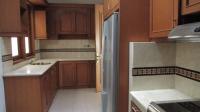 TC-CL123 - CLOSED_KITCHEN.JPG